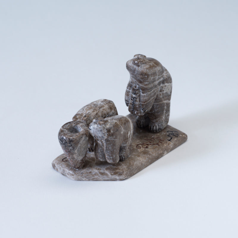 Rickson Kallestewa: Grey Alabaster, Standing Bear with Two cubs/Olla