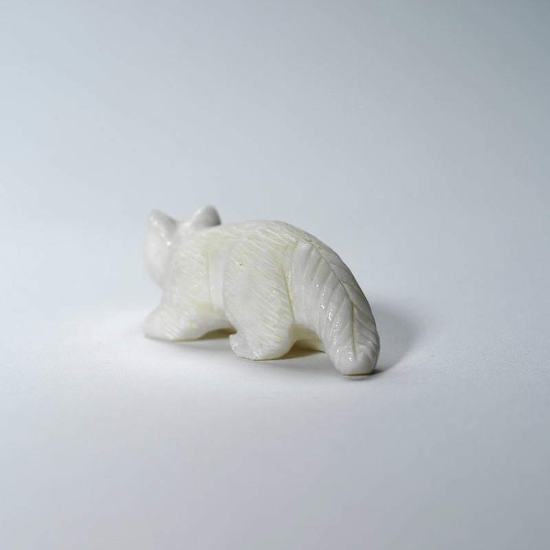 Nelson Yatsattie: White Marble, Wolf