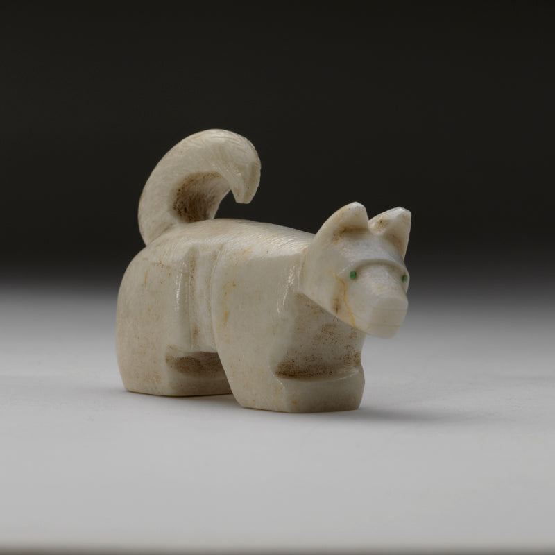 Fitz Kiyite: White Marble, Wolf