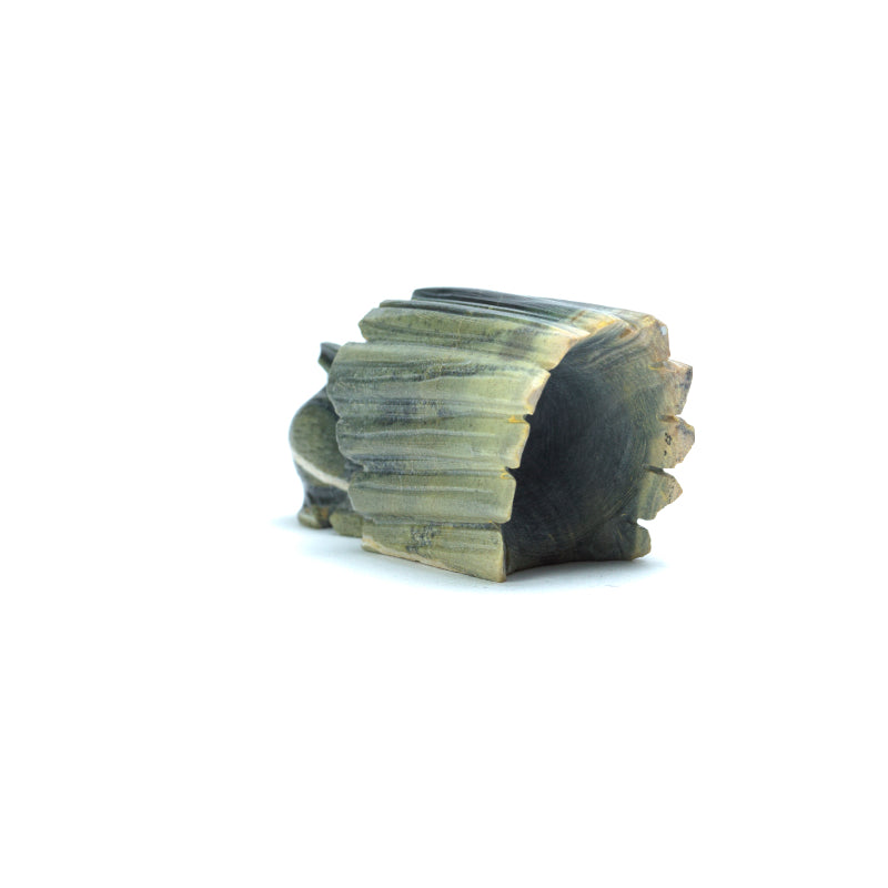 Spotted Ricolite Arvella Cheama: Ricolite, Rabbit with tree stump – Zuni Artist Resource ...