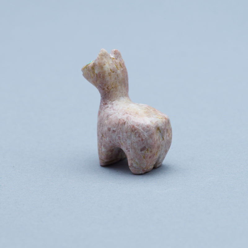 Alvin Calavaza: Strawberry Alabaster, Llama