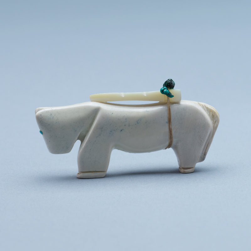 Taylor Gia: Fishrock, Horse with bundle