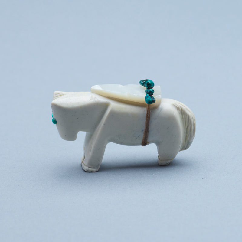 Taylor Gia: Fishrock, Horse with bundle