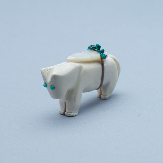 Taylor Gia: Fishrock, Horse with bundle