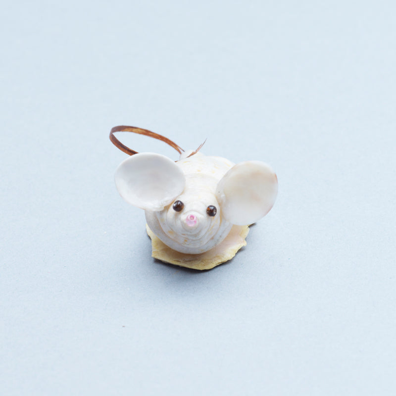 Ruben Najera: Shell, Mouse on Base – Zuni Artist Resource Team