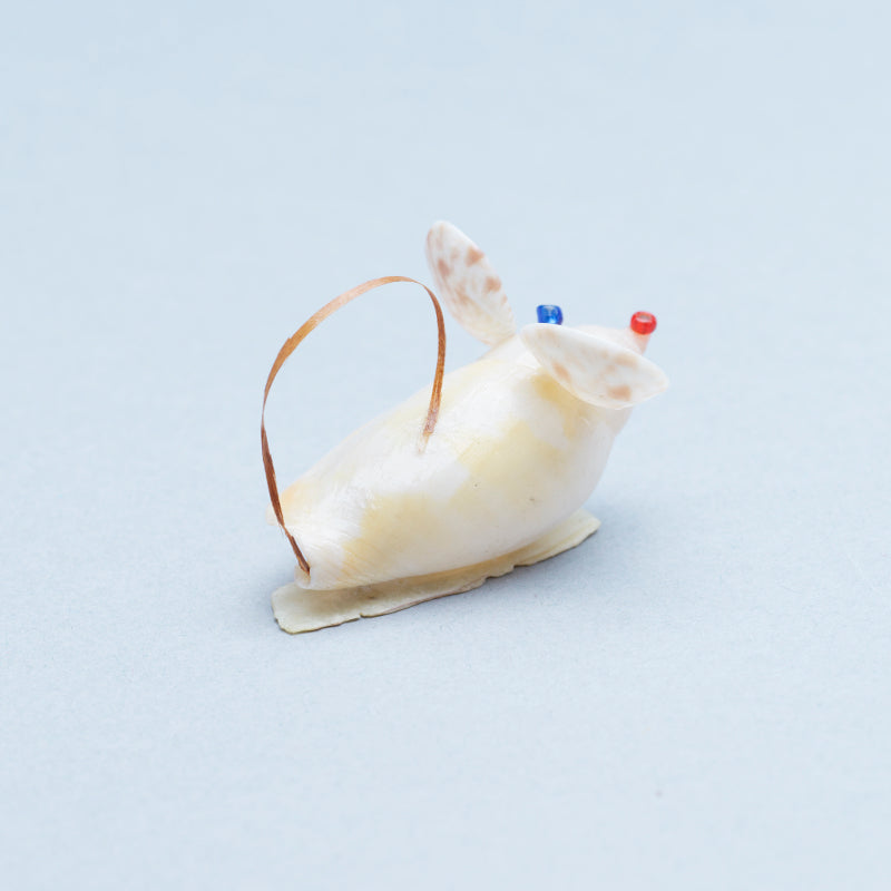Ruben Najera: Shell, Mouse on Base