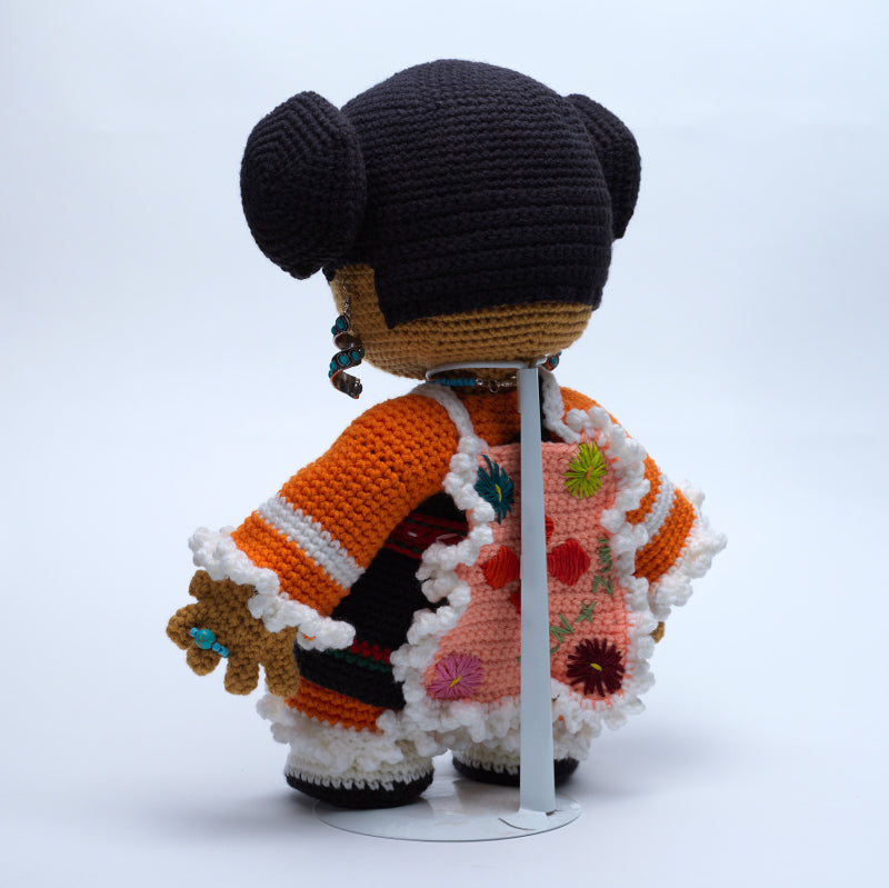 Bobbie Natewa: Crochet, Hopi Doll w/accessories