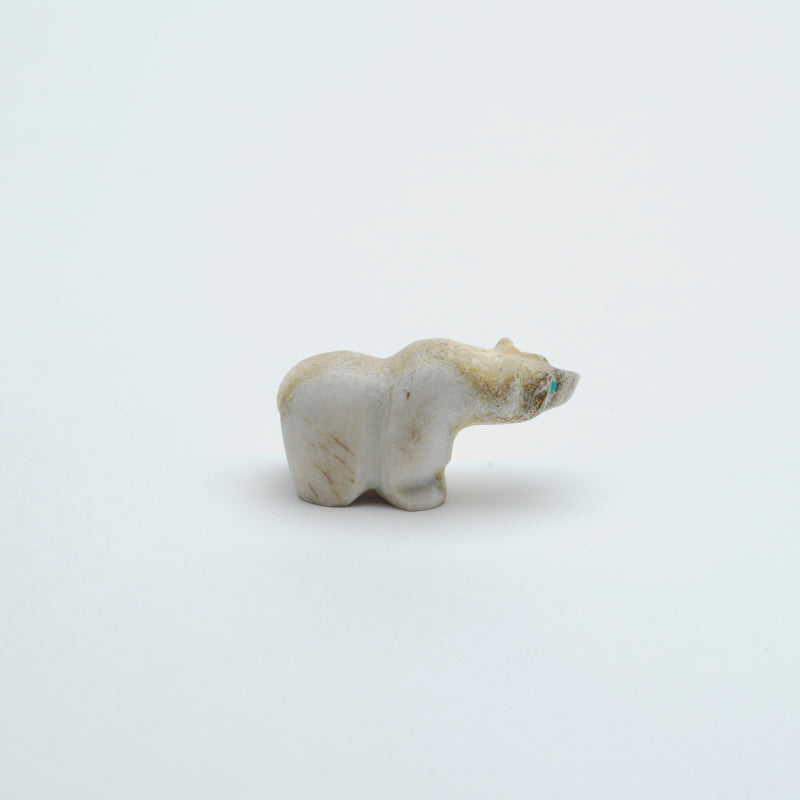 Claudia Peina: Antler, Bear