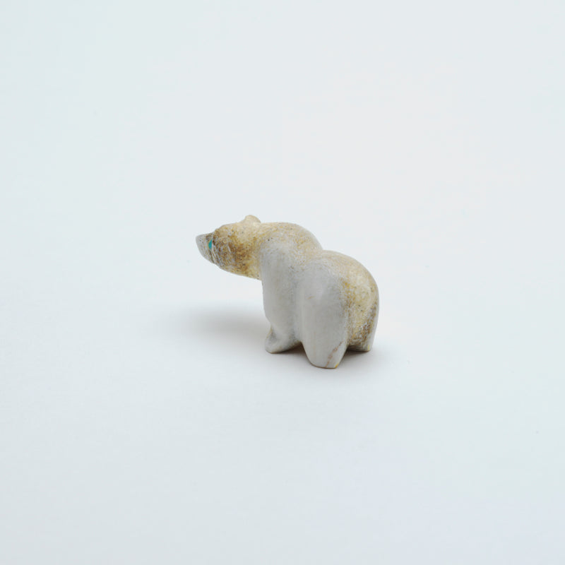 Claudia Peina: Antler, Bear