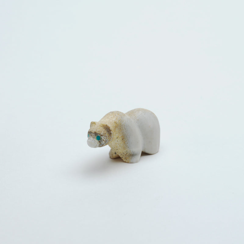 Claudia Peina: Antler, Bear