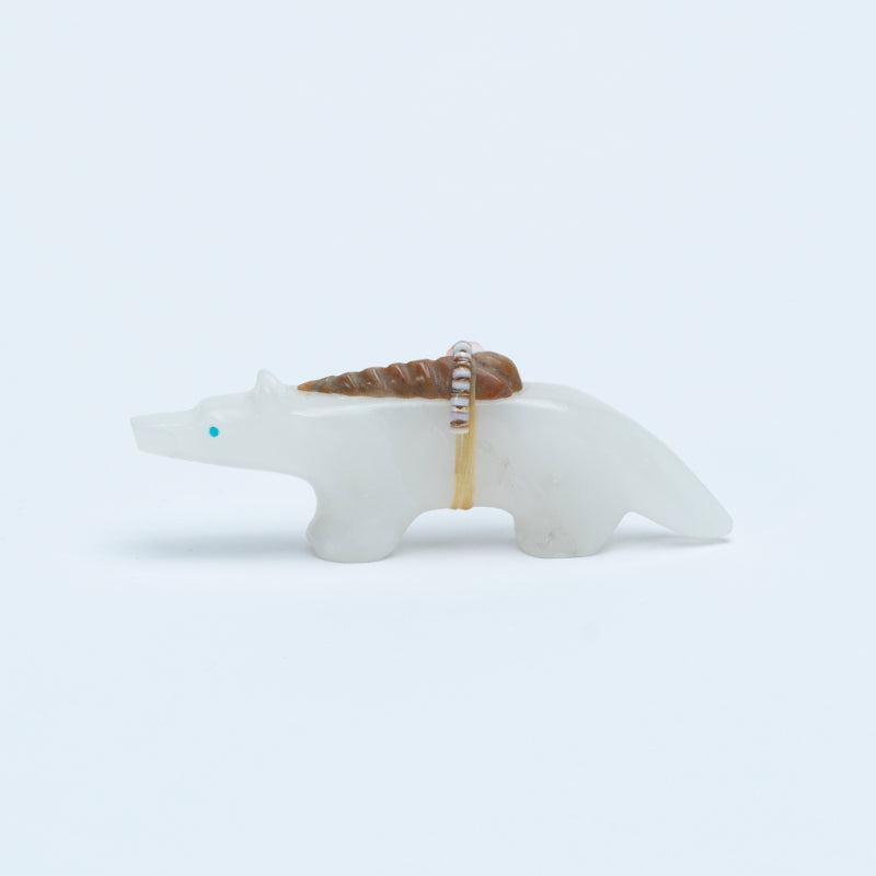 Lynn Quam: Alabaster, Wolf