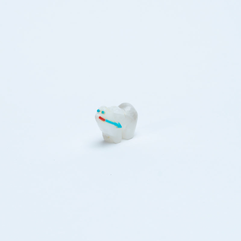 Unknown Artist: Alabaster, Bear with Turquoise/Coral Heartline