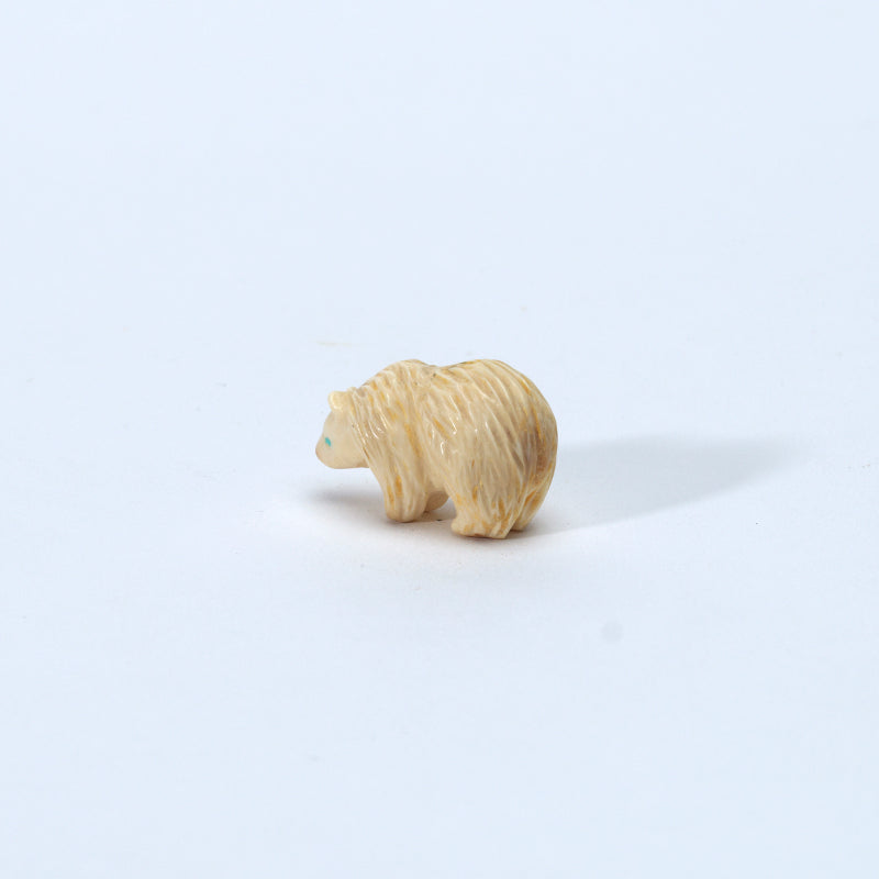 Barlow Quandelacy (d): Ivory Bear