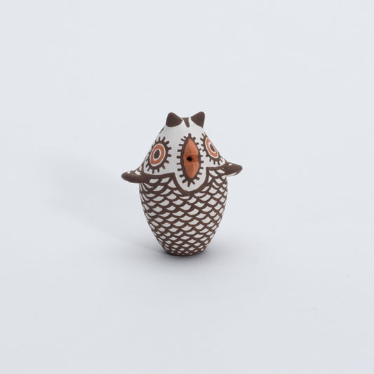 Carlos Laate: Natural Clay Pottery, Mini Owl