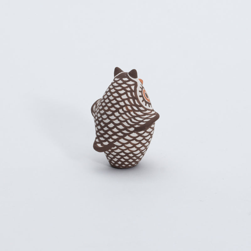 Carlos Laate: Natural Clay Pottery, Mini Owl