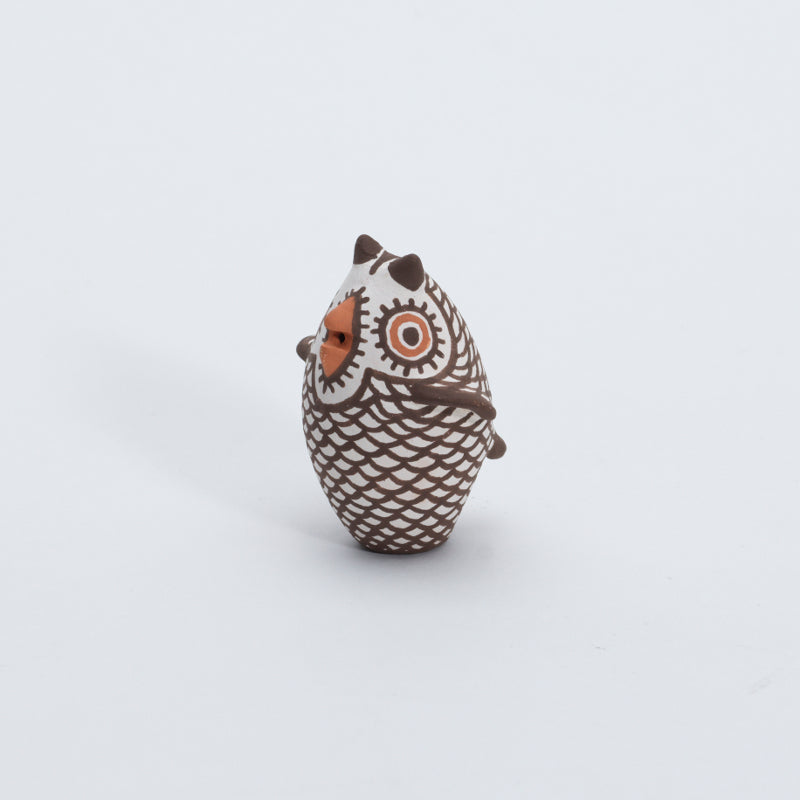 Carlos Laate: Natural Clay Pottery, Mini Owl