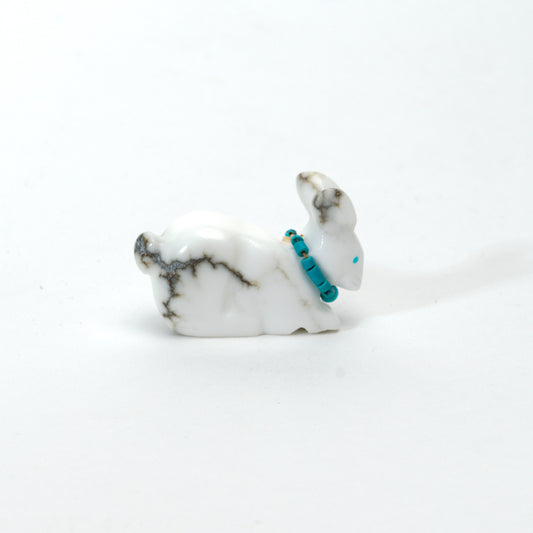 Andres Lementino: Howlite, Rabbit