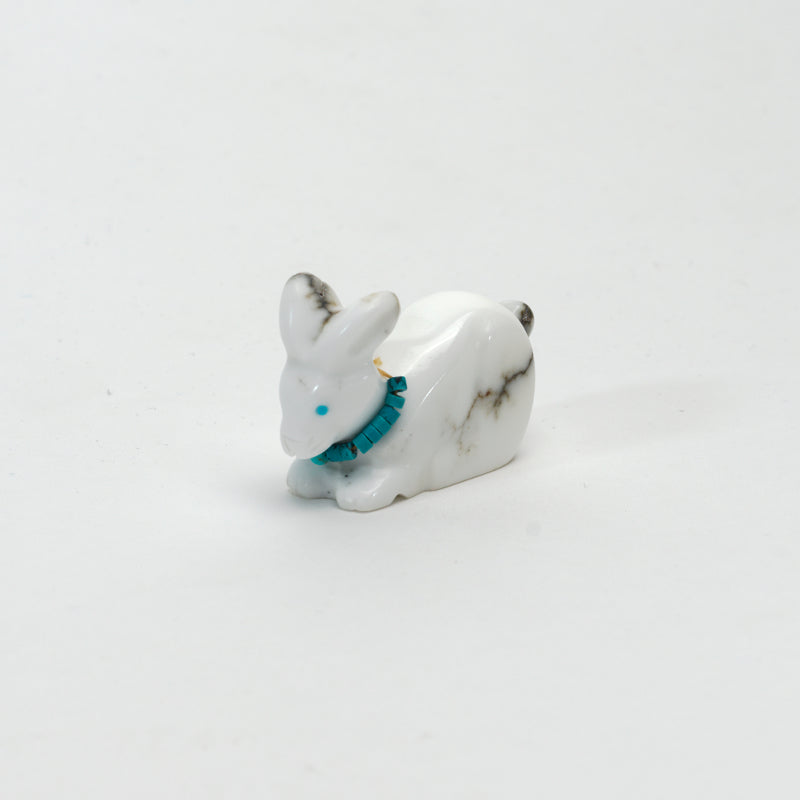 Andres Lementino: Howlite, Rabbit