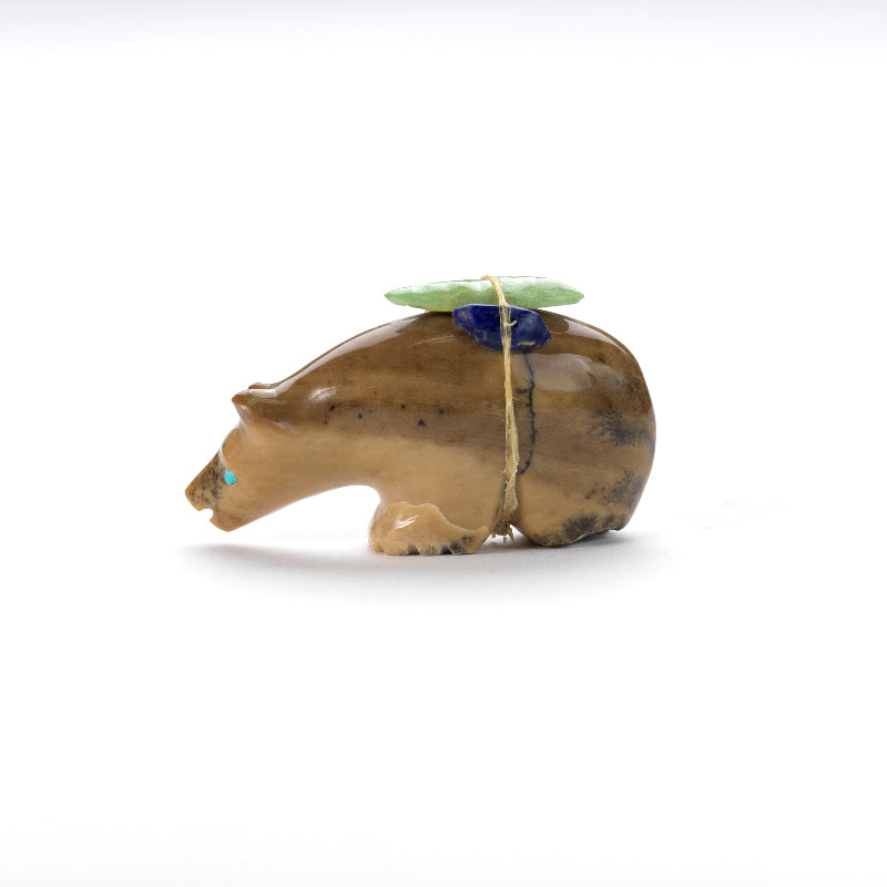 Priscilla Lasiloo: Chocolate serpentine, Bear