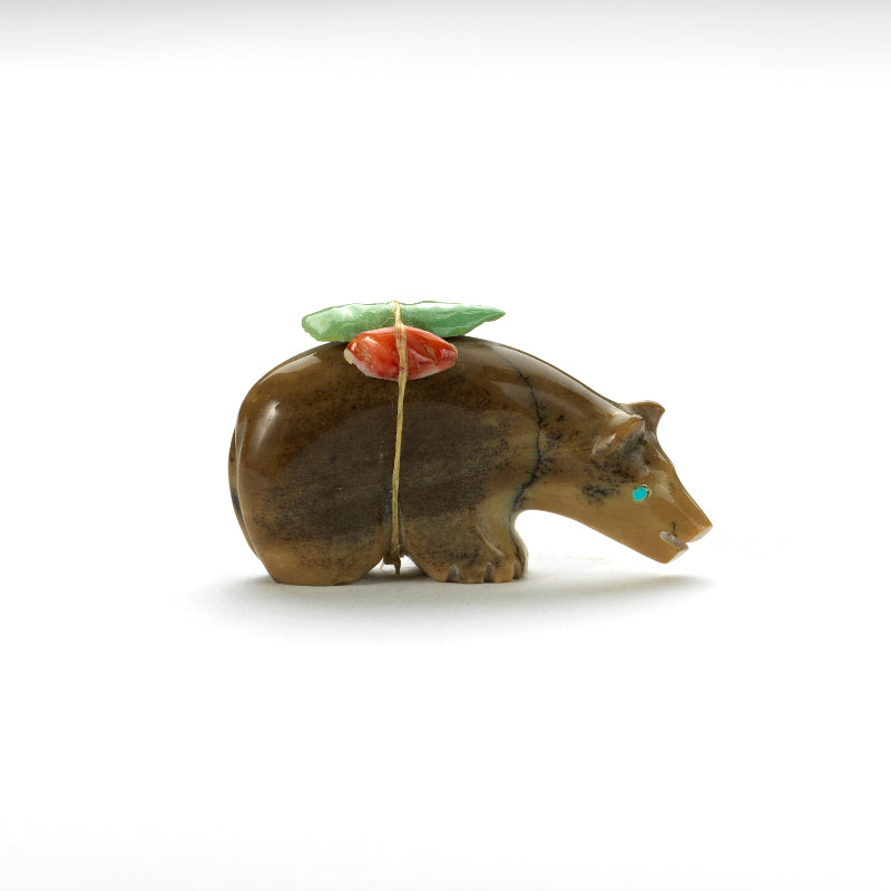 Priscilla Lasiloo: Chocolate serpentine, Bear